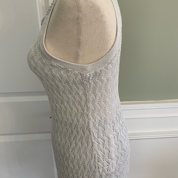 Beaded neck sleeveless metals sweater w tags - Picture 3 of 4
